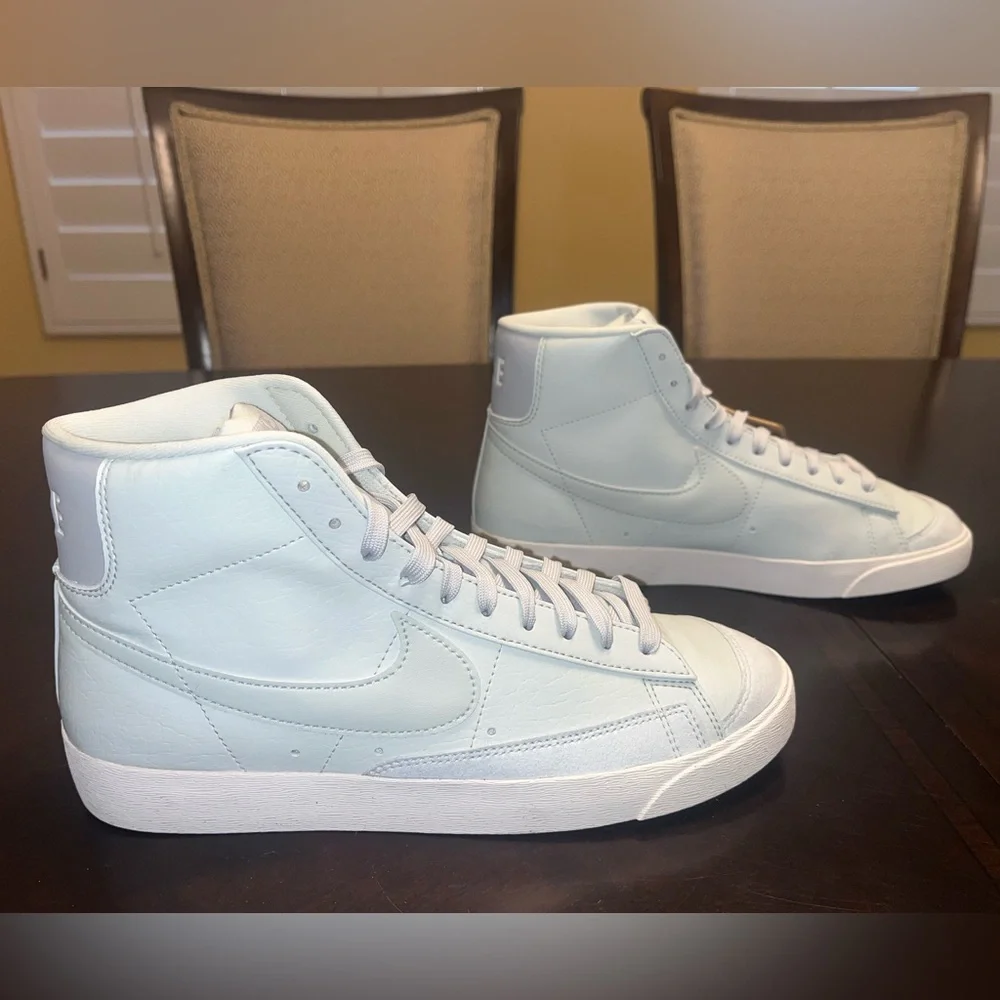 New Nike Blazer Mid 77 Barely Silver Sneaker Shoes
